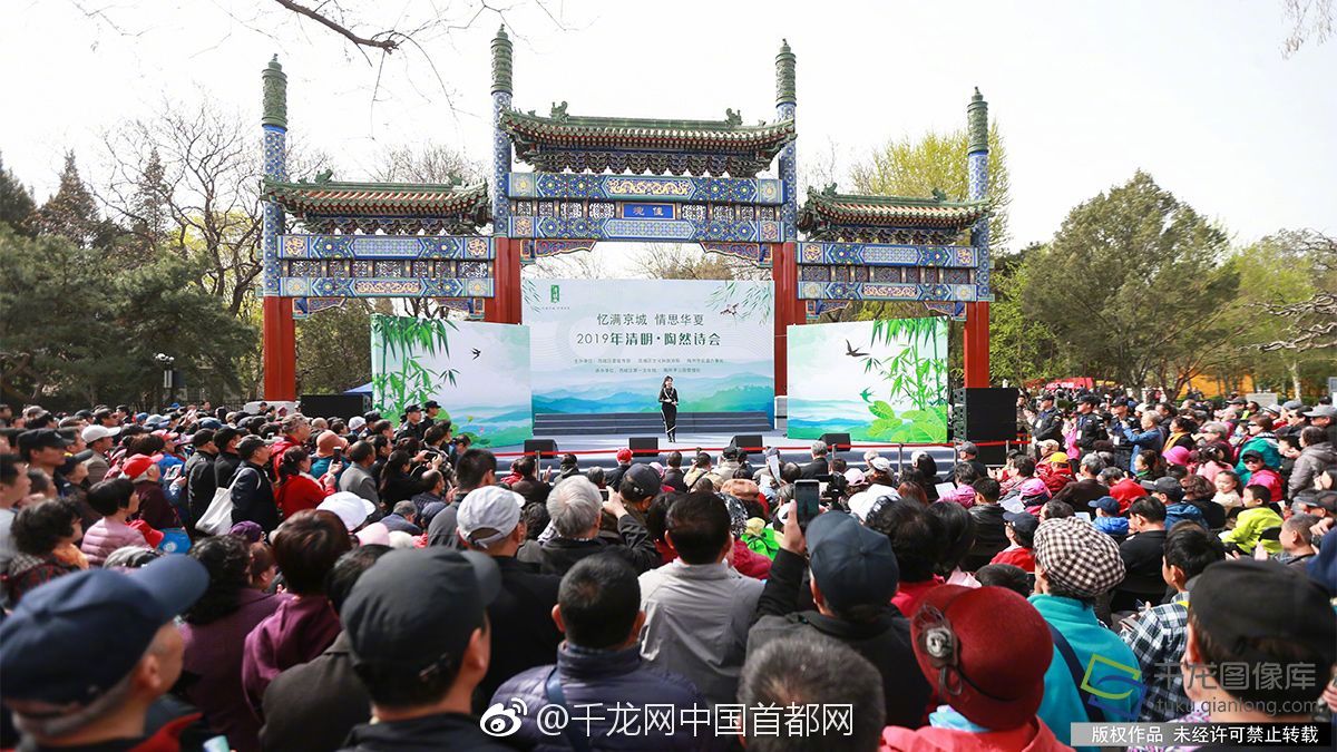 兰州巷子女-注释宽阔,兰州巷子里的女人