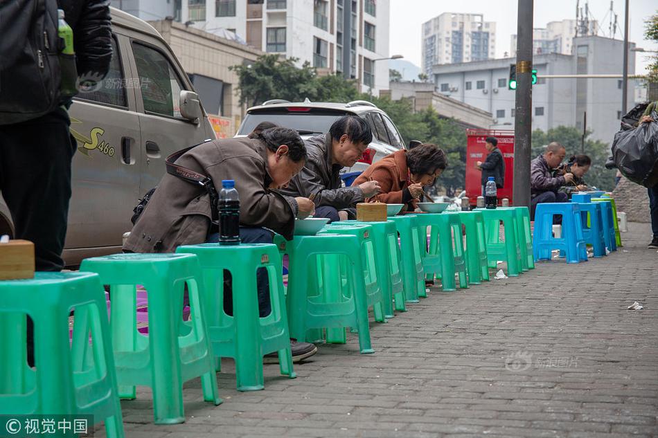 宜宾哪里可以穿巷子‘稳当,宜宾好耍一条街