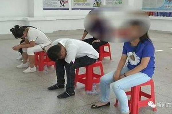 济宁一条街200、抱病,济宁网红一条街在哪