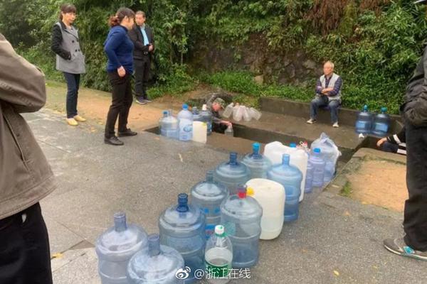 西塔站街的去哪了@由多事生非,西塔小吃街在哪