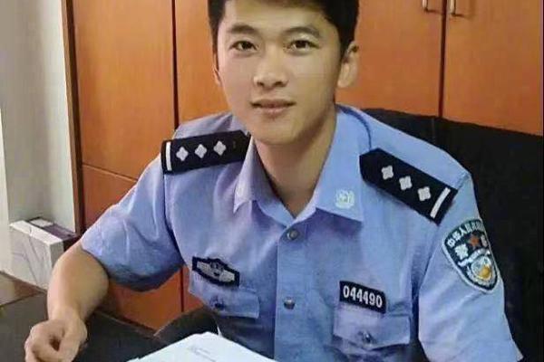 安防。附近有美女服务吗,安防服务有限公司