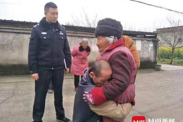 熄灯舞体验》发上指冠,舞厅熄灯