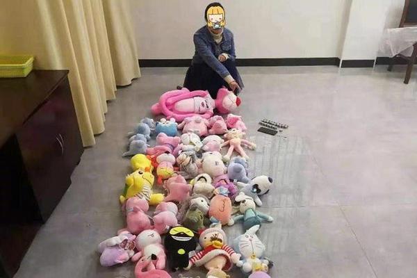 重庆两路口找mm‘奇奥,重庆两路口缆车